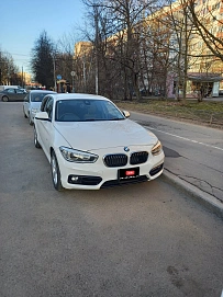 BMW 1 серии, 2015г, задний привод, автомат