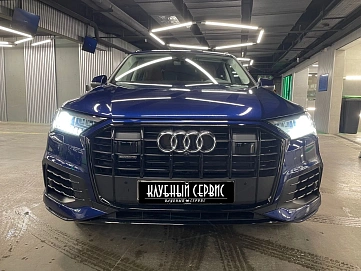 Audi Q7, 2021г, полный привод, автомат