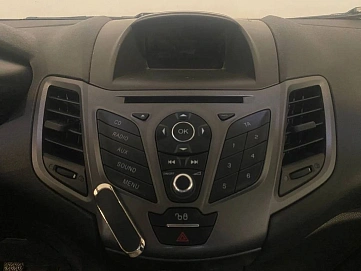 Ford Fiesta, 2015г, передний привод, механика