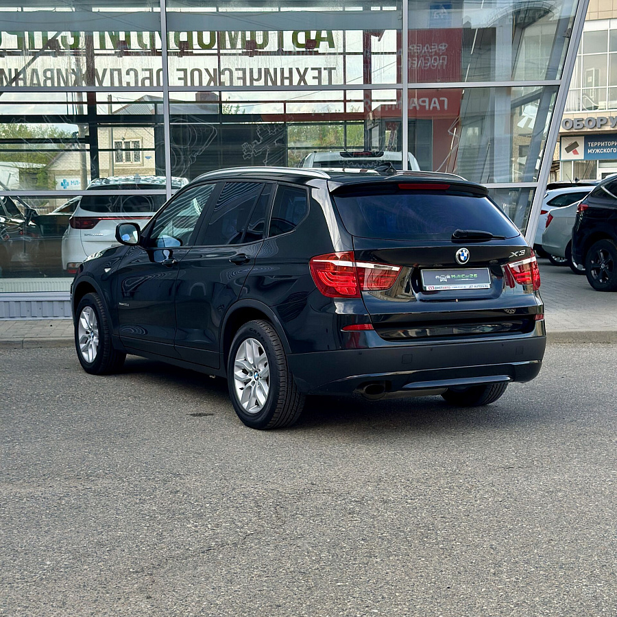BMW , 2011г., передний привод, автомат