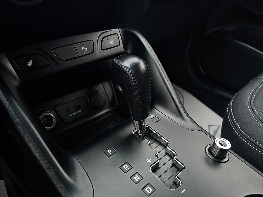 Hyundai ix35, 2012г., передний привод, автомат