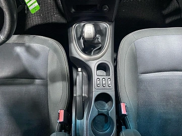 Nissan Qashqai, 2011г, передний привод, механика