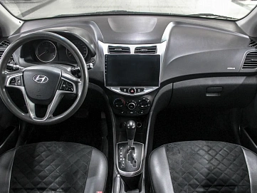 Hyundai Solaris, 2013г, передний привод, автомат