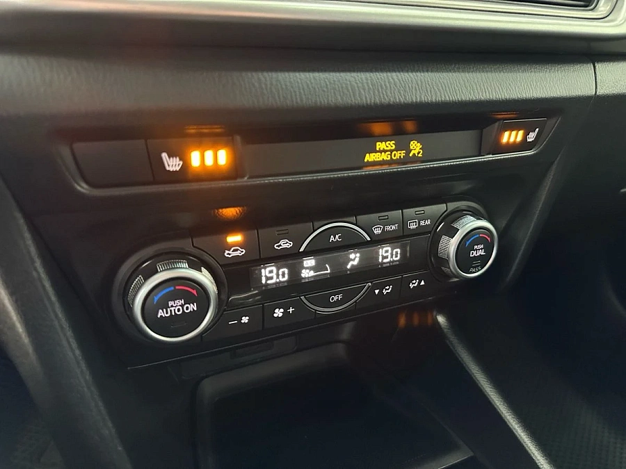 Mazda 3, 2017г., передний привод, автомат