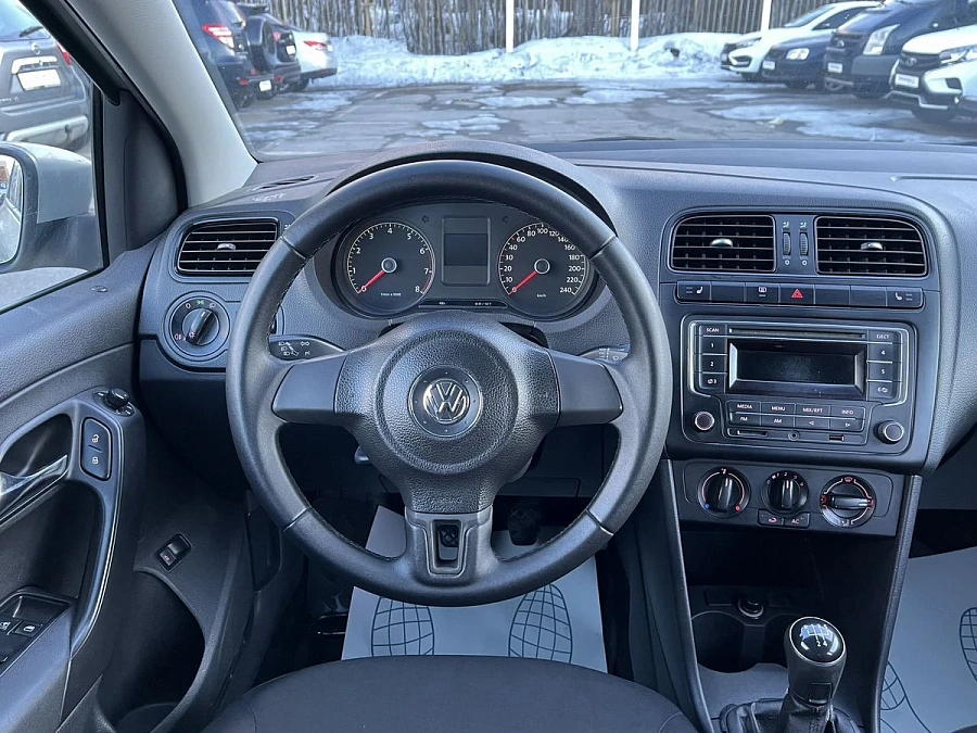 Volkswagen Polo, 2013г., передний привод, механика