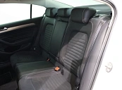 Volkswagen Passat, 2022г., передний привод, робот