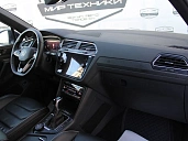 Volkswagen Tiguan, 2021г., полный привод, робот