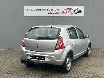 Renault Sandero, 2012г, передний привод, механика