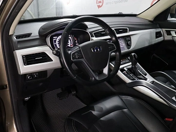 Geely Atlas, 2019г, передний привод, автомат