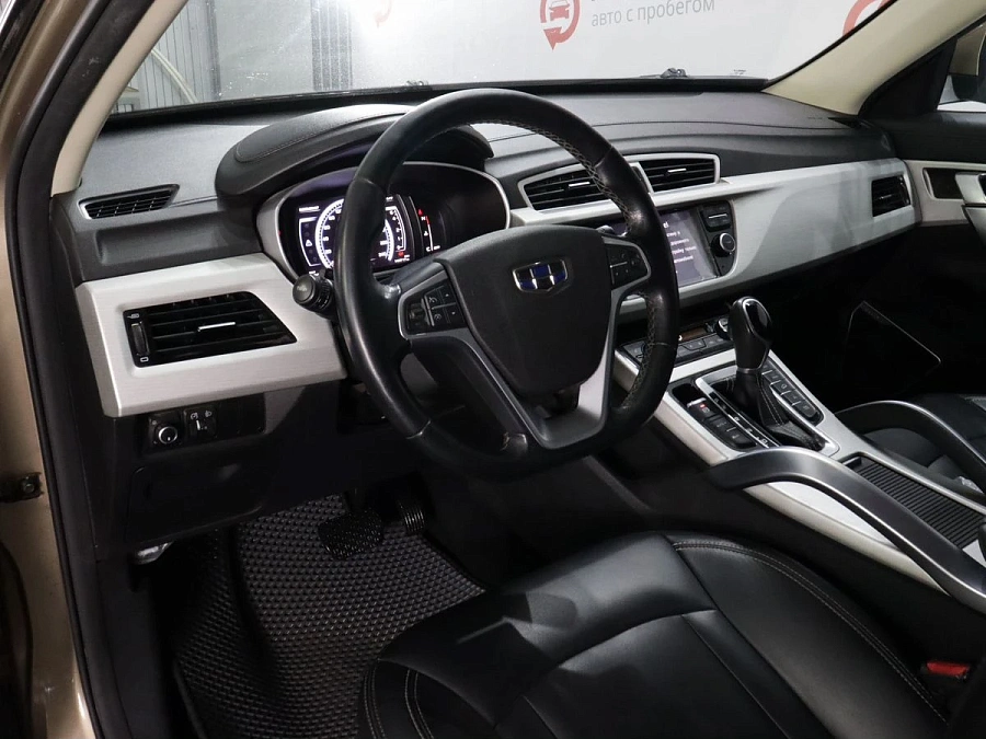 Geely Atlas, 2019г., полный привод, автомат