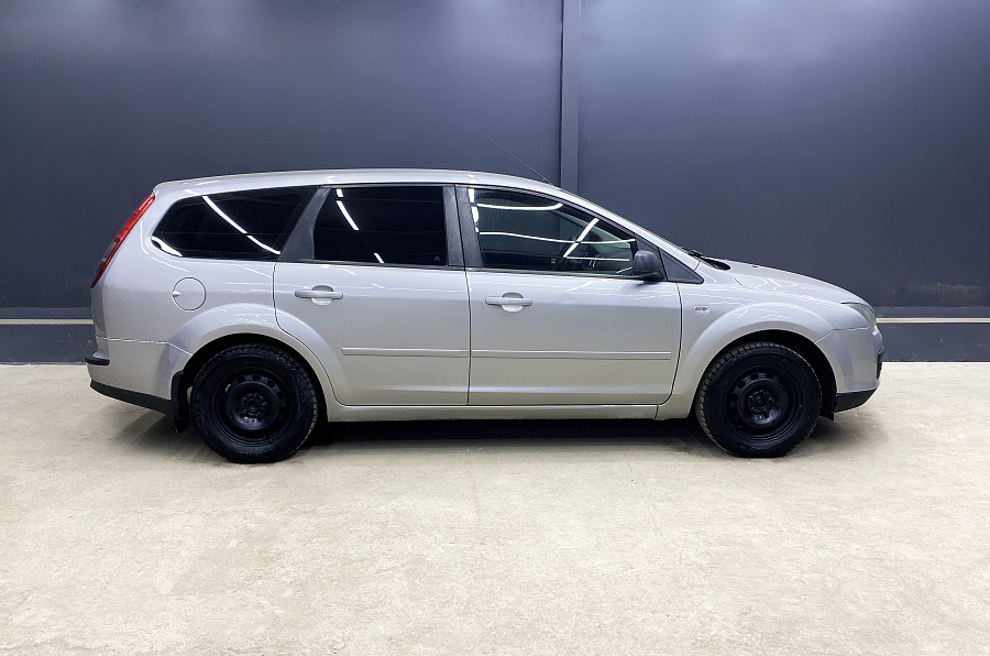 Ford Focus, 2005г., передний привод, механика