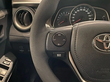Toyota RAV4, 2015г, передний привод, автомат