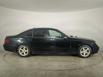 Mercedes-Benz E-Класс, 2005г, задний привод, автомат