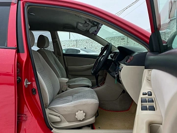 Toyota Corolla, 2002г, передний привод, автомат