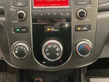 Kia Cerato, 2011г, передний привод, автомат