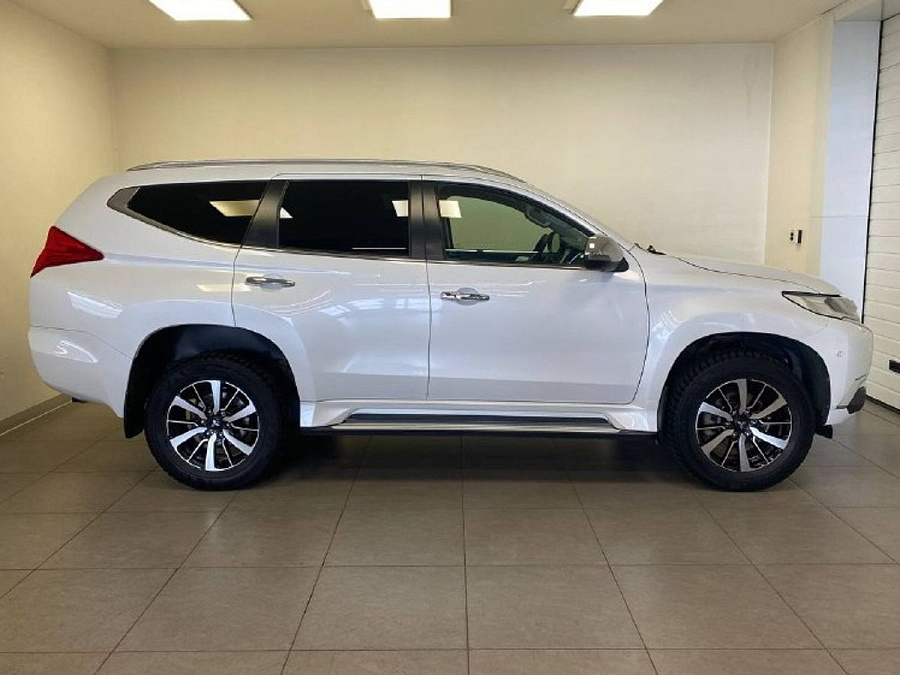 Mitsubishi , 2018г., передний привод, автомат