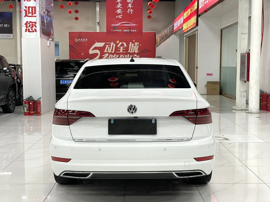 Volkswagen Jetta, 2022г., передний привод, автомат