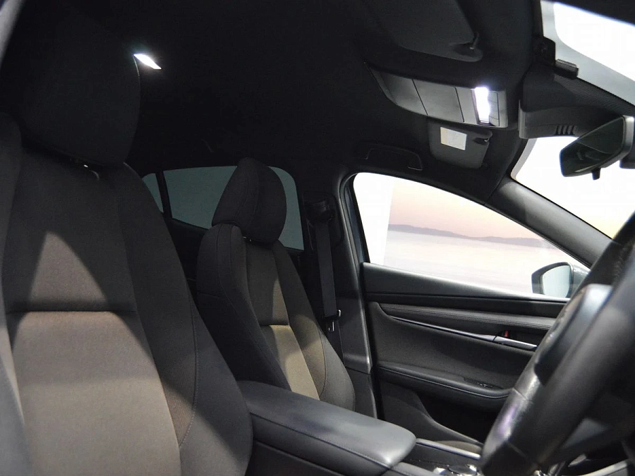 Mazda 3, 2019г., передний привод, автомат