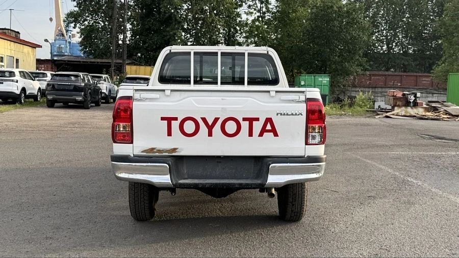 Toyota Hilux, 2024г., полный привод, автомат