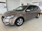 Kia Ceed, 2012г., передний привод, автомат
