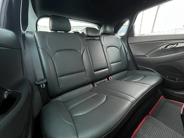 Hyundai Elantra, 2020г, передний привод, автомат