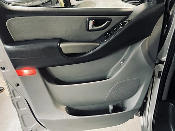 Hyundai Grand Starex, 2013г, задний привод, автомат