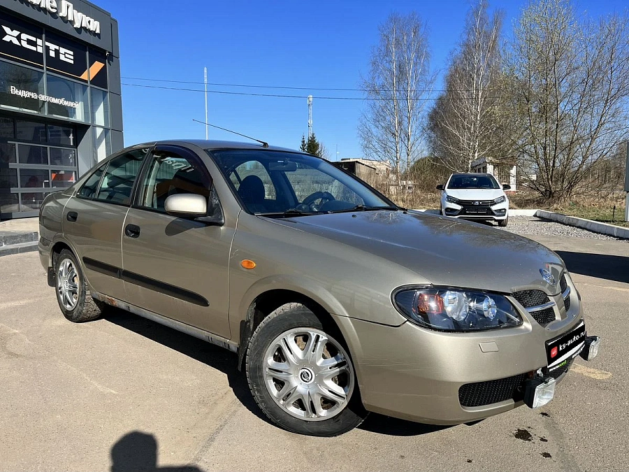 Nissan Almera, 2004г., передний привод, механика