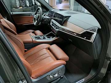 BMW X5, 2024г, полный привод, автомат