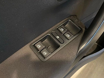Volkswagen Polo, 2011г, передний привод, механика