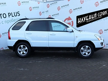 Kia Sportage, 2009г, передний привод, механика