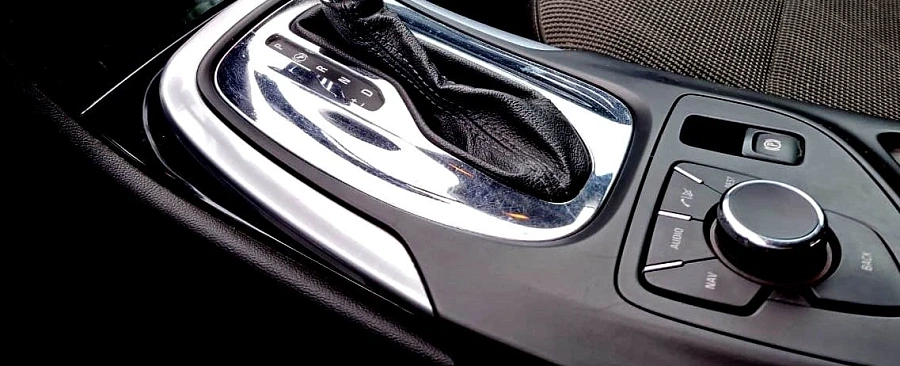 Opel Insignia, 2012г., передний привод, автомат