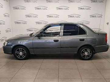 Hyundai Accent, 2003г, передний привод, механика