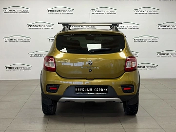 Renault Sandero, 2016г, передний привод, механика