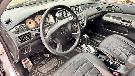 Mitsubishi Lancer, 2005г, передний привод, механика