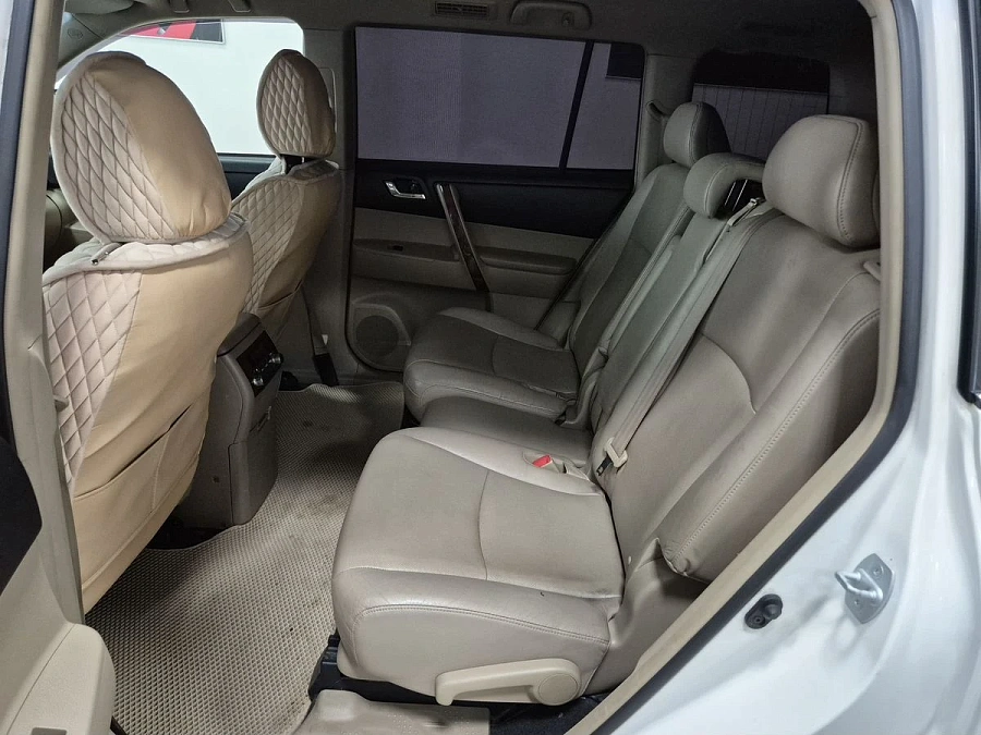 Toyota Highlander, 2011г., полный привод, автомат