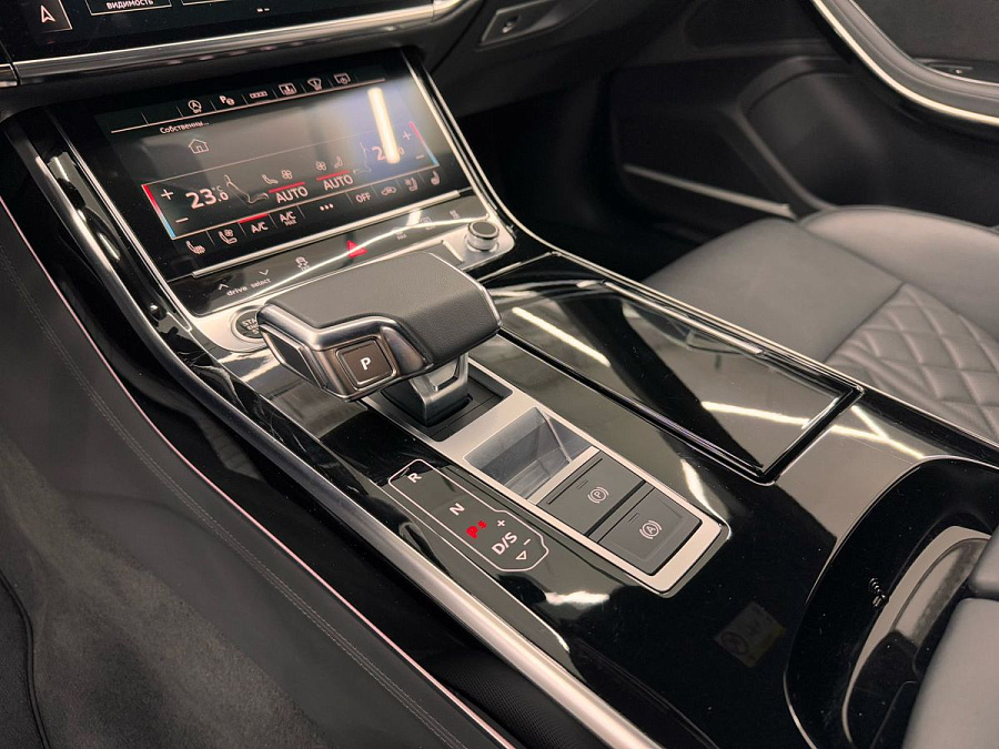 Audi A8, 2022г., полный привод, автомат