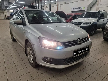 Volkswagen Polo, 2010г, передний привод, механика