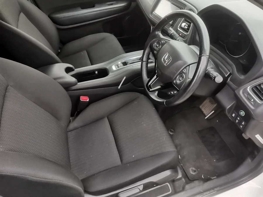 Honda Vezel, 2016г., передний привод, вариатор