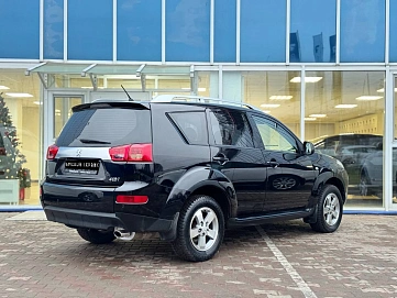 Peugeot 4007, 2009г, полный привод, вариатор