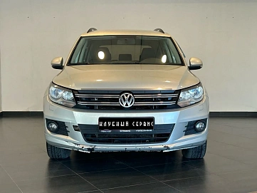 Volkswagen Tiguan, 2011г, передний привод, механика