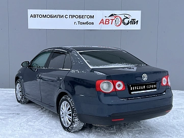 Volkswagen Jetta, 2009г, передний привод, механика