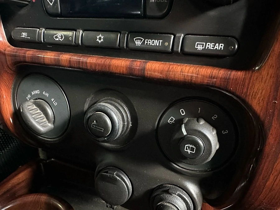 GMC Envoy, 2002г., полный привод, автомат