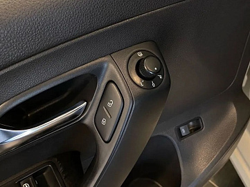 Volkswagen Polo, 2011г, передний привод, механика