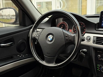 BMW 3 серии, 2011г, задний привод, автомат