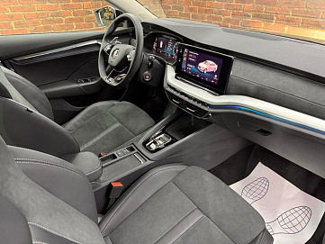 Skoda Octavia, 2024г, передний привод, робот