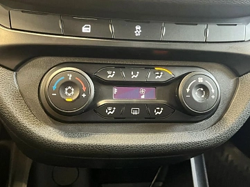 Lada (ВАЗ) Vesta, 2021г, передний привод, вариатор