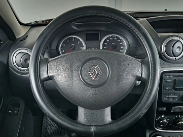 Renault Duster, 2012г, полный привод, механика