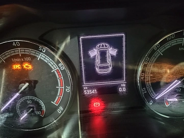 Skoda Karoq, 2020г, передний привод, автомат