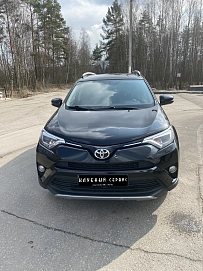 Toyota RAV4, 2018г, полный привод, вариатор
