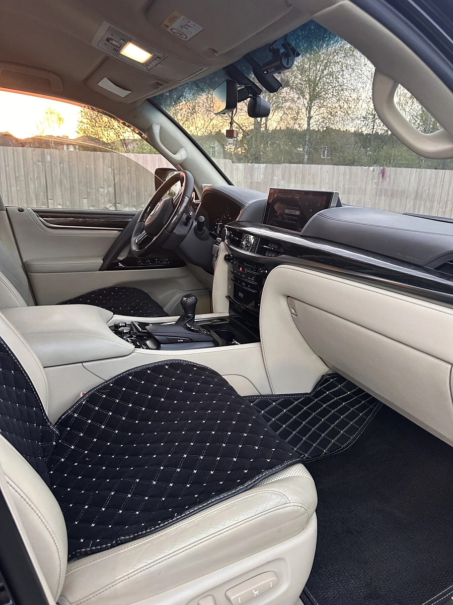 Lexus LX, 2016г., полный привод, автомат
